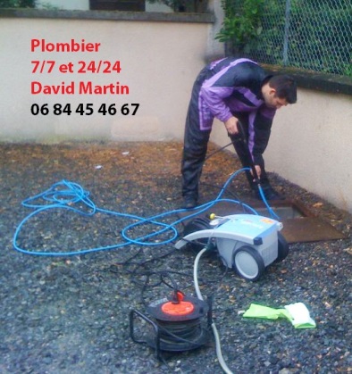 plombier Albigny pour un débouchage de WC, de canalisation, de douche, de baignoire... 06 84 45 46 67